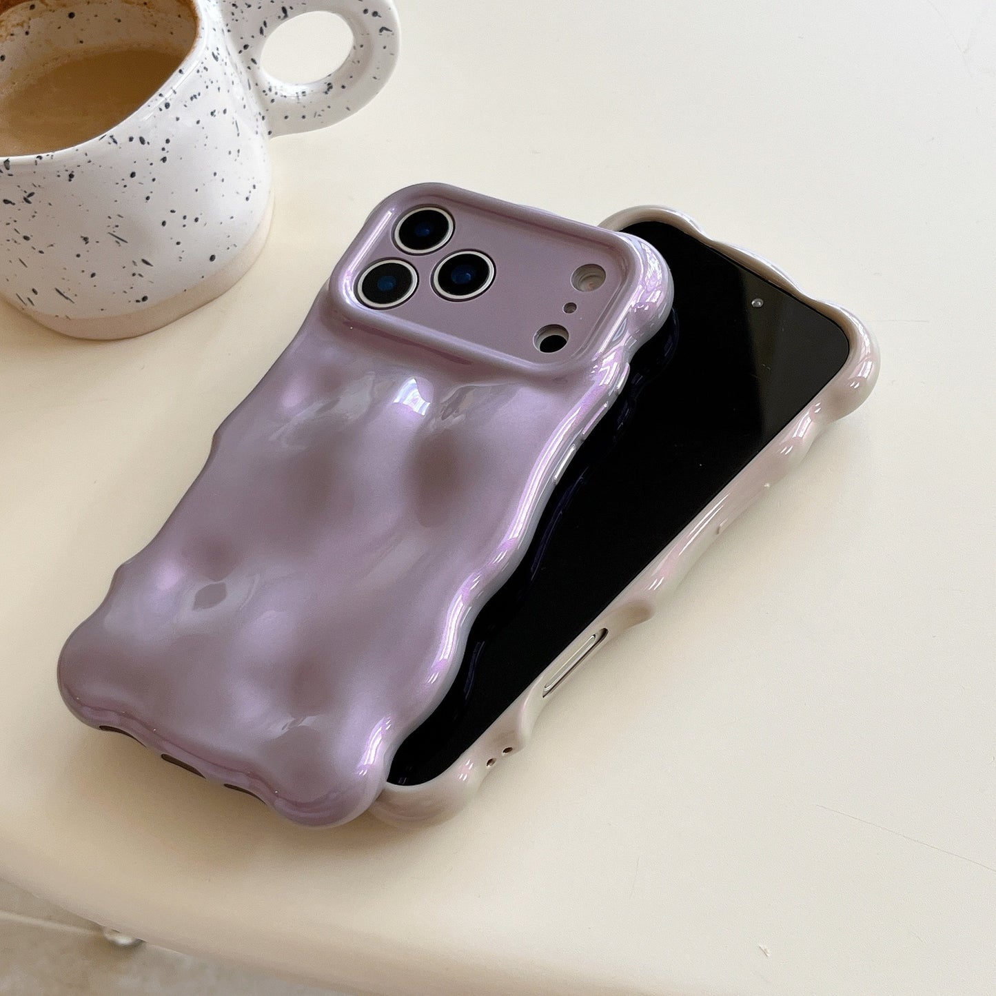 iPhone 16 Pro Max Bubble Case