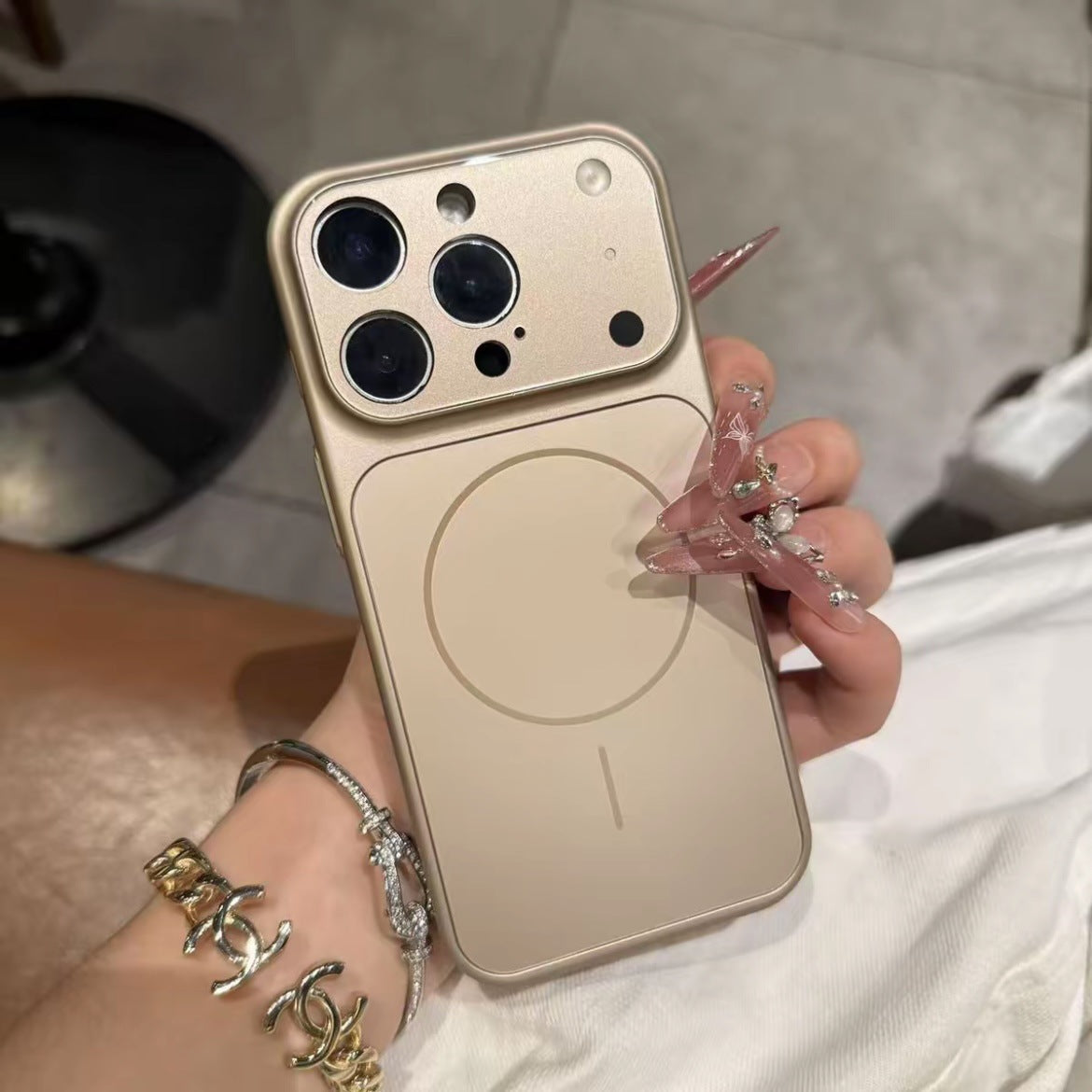 MagSafe Magnetic Phone Case